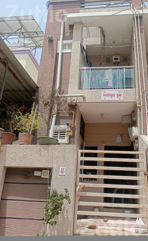 2 Bedroom House for Sale with Solar Water Heater 2 Bedroom House for Sale with Solar Water Heater