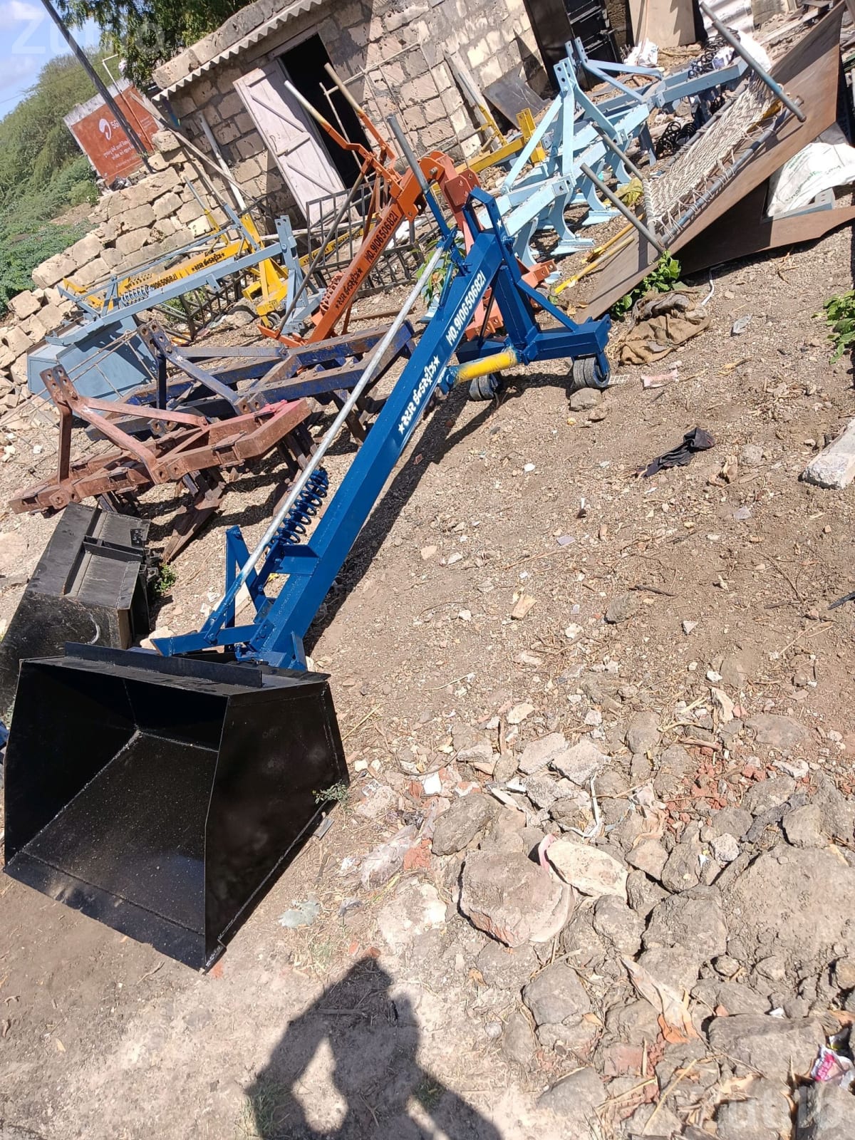 Custom Heavy Duty Loader Available Custom Heavy Duty Loader Available