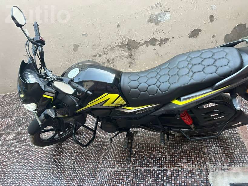 2021 Honda Motorcycle 8000 km Driven - બાઇક્સ - કલ્યાણપુર - Image 2