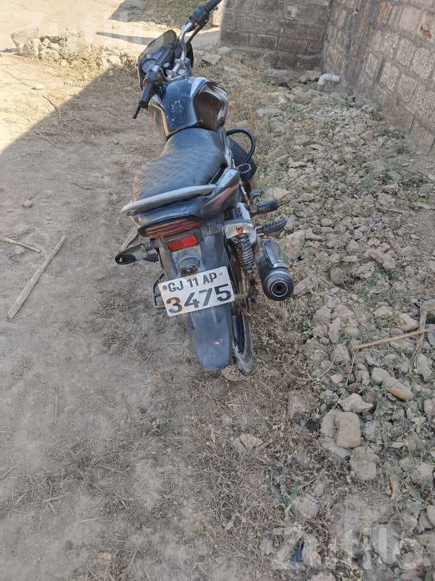 Bajaj Discover 2013 Bike with 2 New Tyres - બાઇક્સ - કોડીનાર - Image 3