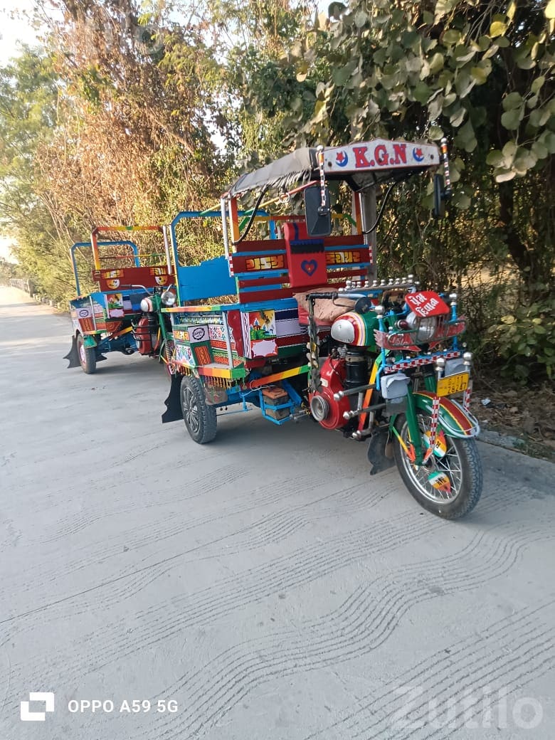 2013 Engine 8.4 Cargo Auto Rickshaw 2013 Engine 8.4 Cargo Auto Rickshaw