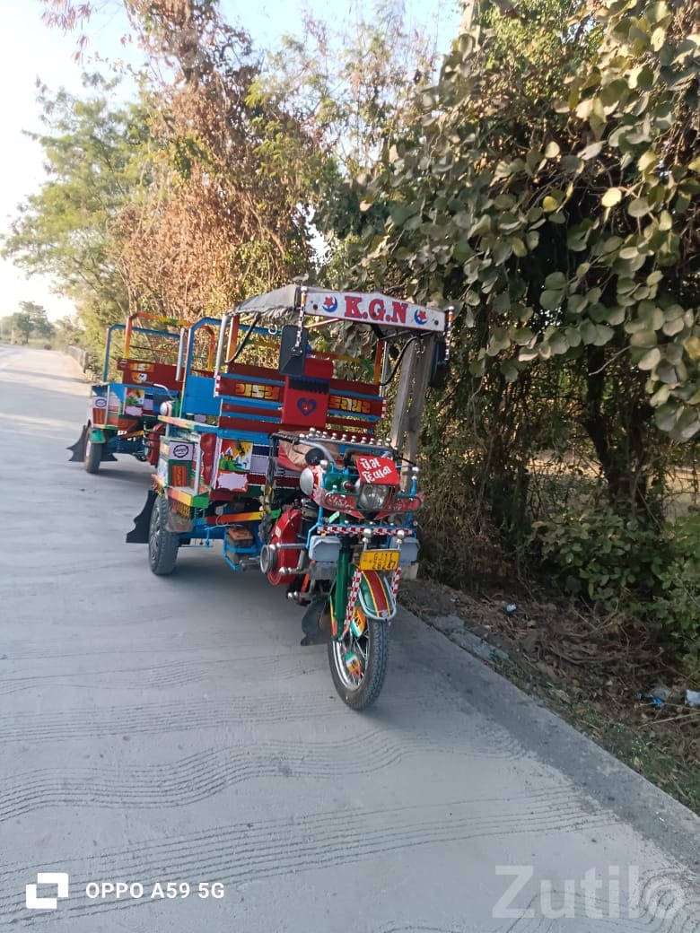 2013 Engine 8.4 Cargo Auto Rickshaw - Auto Rickshaws - Una - Image 4