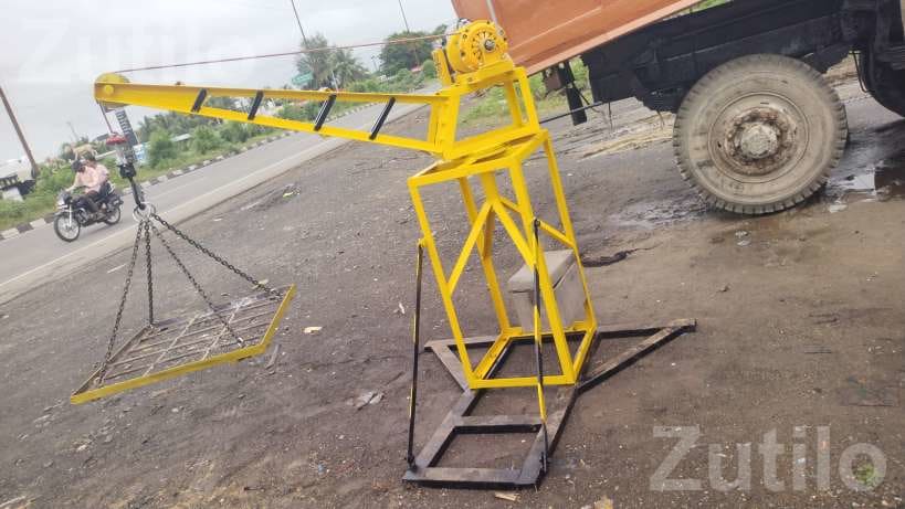 Construction Material Lift for Sand and Cement - બાંધકામના વાહનો - વેરાવળ - Image 3