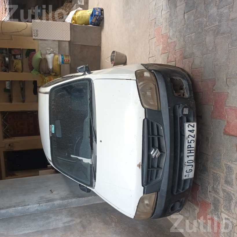 Maruti Suzuki Alto White Hatchback - કાર - વઢવાણ - Image 3