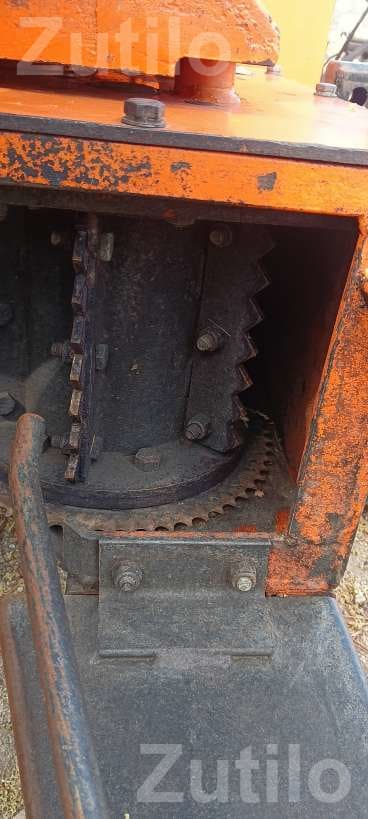 Industrial Shredder Machine Used 2.5 Years Industrial Shredder Machine Used 2.5 Years