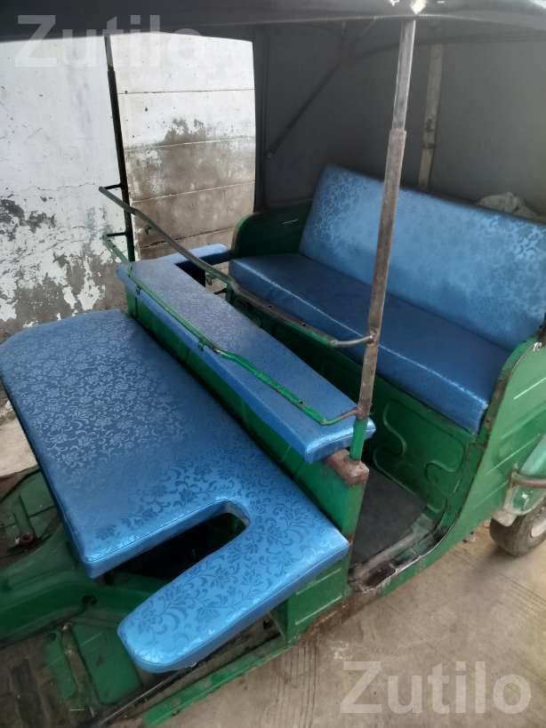 2010-2011 Auto Rickshaw in Good Running Condition - ઓટો રિક્ષા - વઢવાણ - Image 2