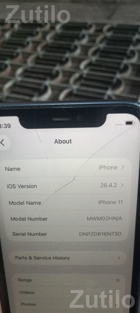 Apple iPhone with Changed Display and Battery - Mobile Phones - Surendranagar City - Image 3