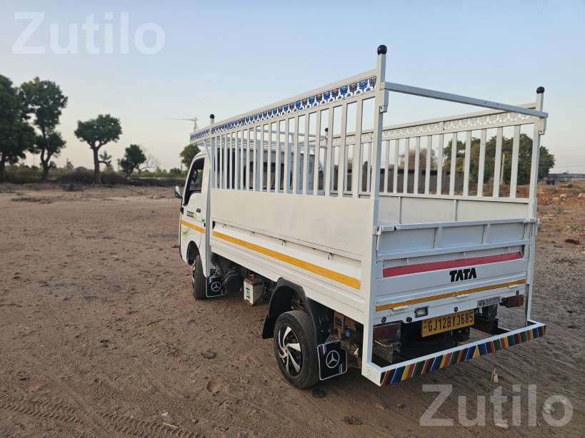 2021 Tata Mini Truck Single Owner 2021 Tata Mini Truck Single Owner