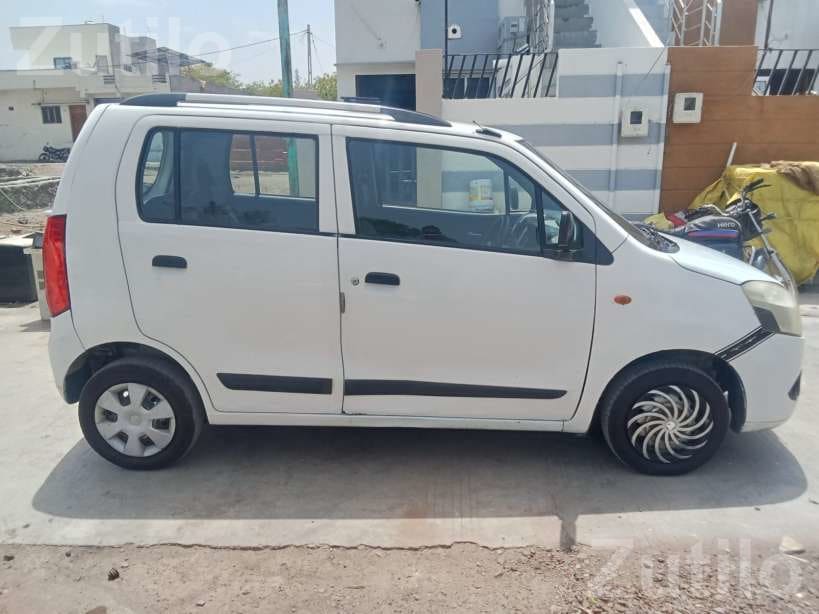 Maruti Suzuki WagonR 2011 Petrol CNG - કાર - બોટાદ - Image 4