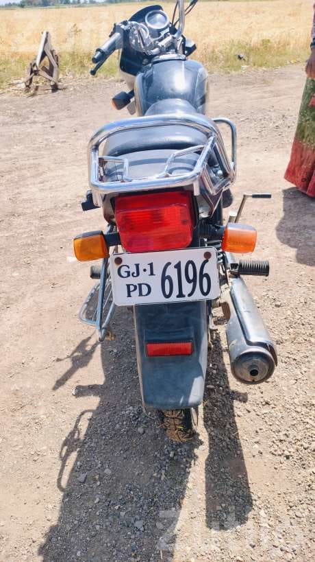 2013 Motorcycle with Self Start and New Tyres - બાઇક્સ - ગઢડા - Image 3
