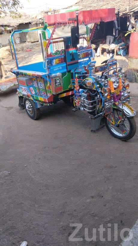 Decorated Passenger Auto Rickshaw Decorated Passenger Auto Rickshaw