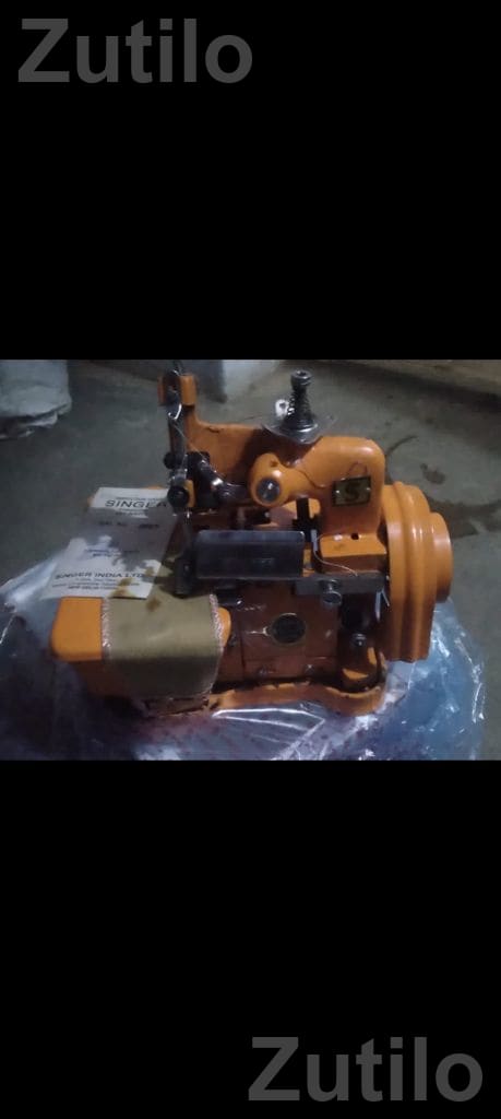 Interlock Sewing Machine with Table Stand Set Interlock Sewing Machine with Table Stand Set