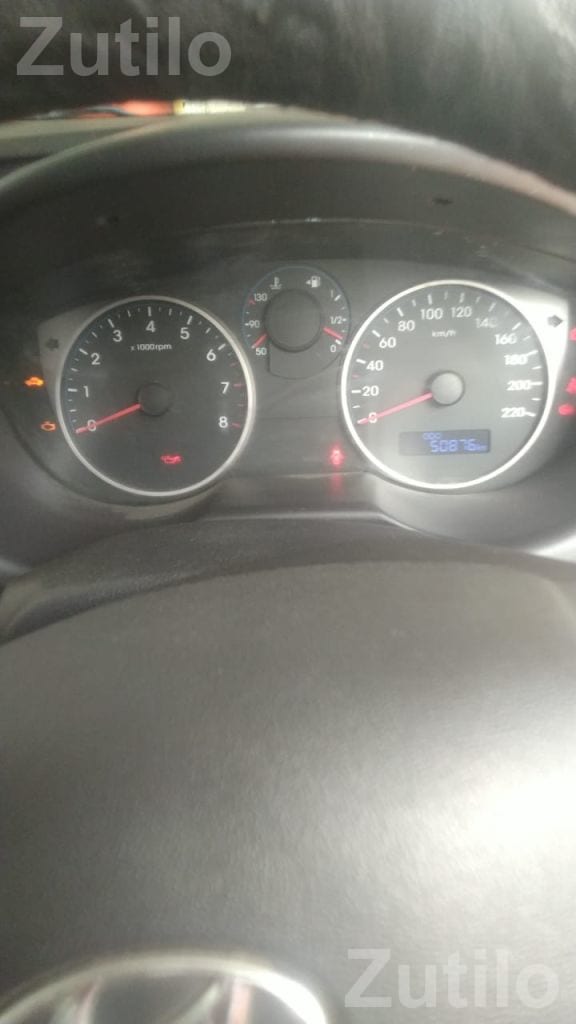 Hyundai i20 2014 Petrol Car for Sale - કાર - હળવદ - Image 3