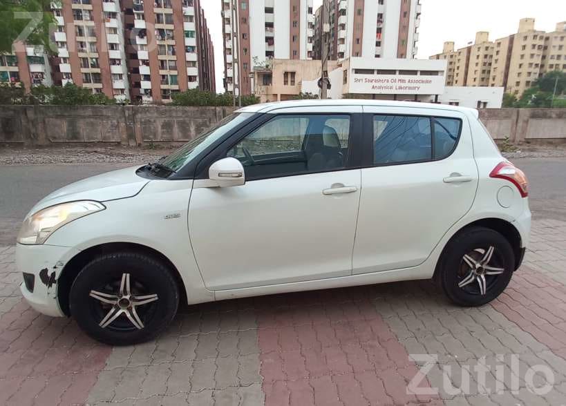 Maruti Suzuki Swift 2012 Diesel 3rd Owner - કાર - વાંકાનેર - Image 2