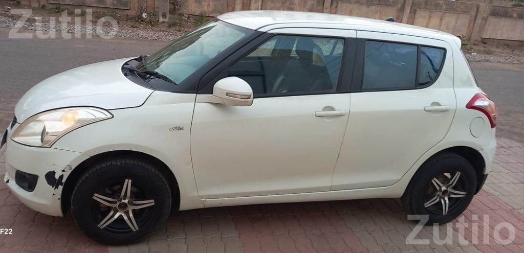 Maruti Suzuki Swift 2012 Diesel 3rd Owner - કાર - વાંકાનેર - Image 3