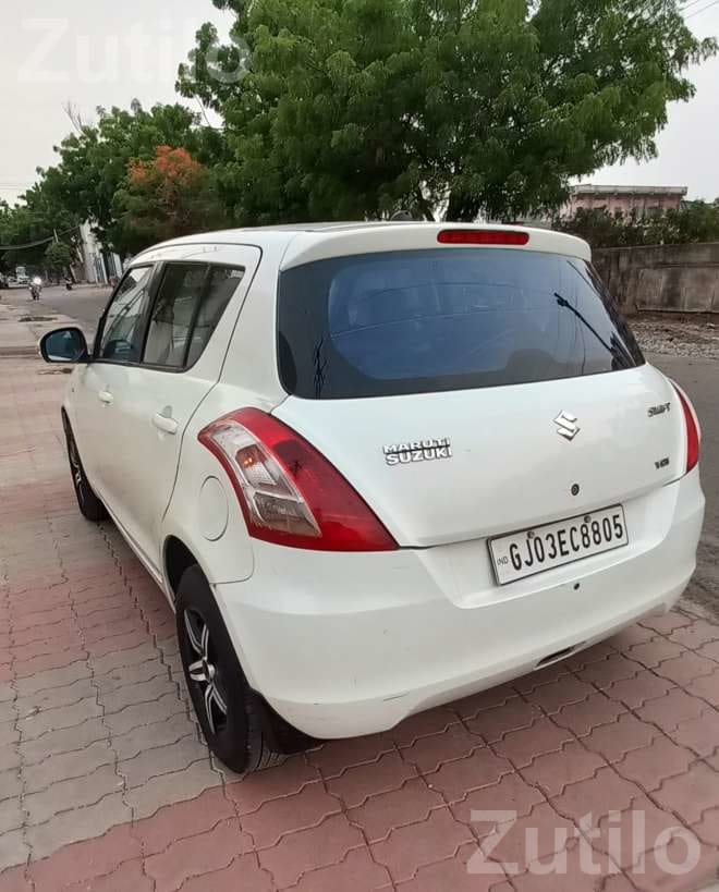 Maruti Suzuki Swift 2012 Diesel 3rd Owner - કાર - વાંકાનેર - Image 4