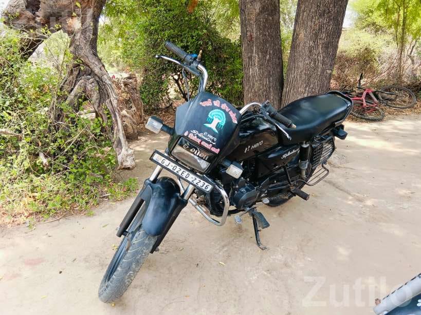 Hero Splendor Plus 2023 Bike - બાઇક્સ - ઉંઝા - Image 5