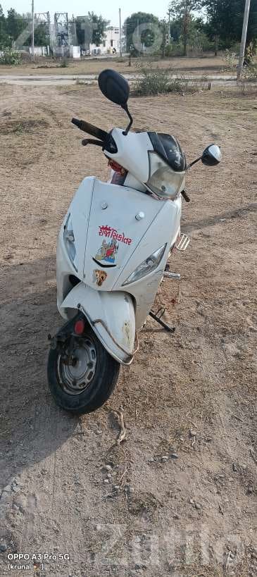 2012 Hero Maestro Scooter - બાઇક્સ - વિસનગર - Image 5