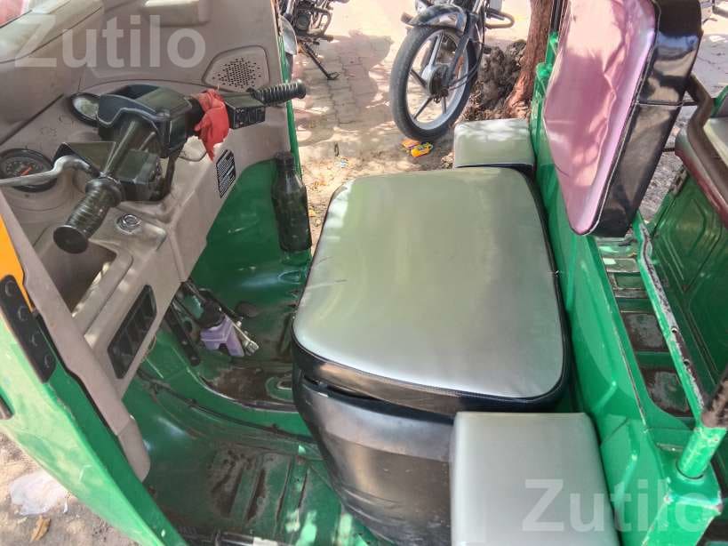2022 Bajaj RE CNG Auto Rickshaw BS6 - Auto Rickshaws - Visnagar - Image 4