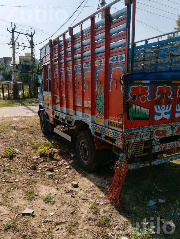 Tata 407 Cargo Truck 1997 Model Tata 407 Cargo Truck 1997 Model