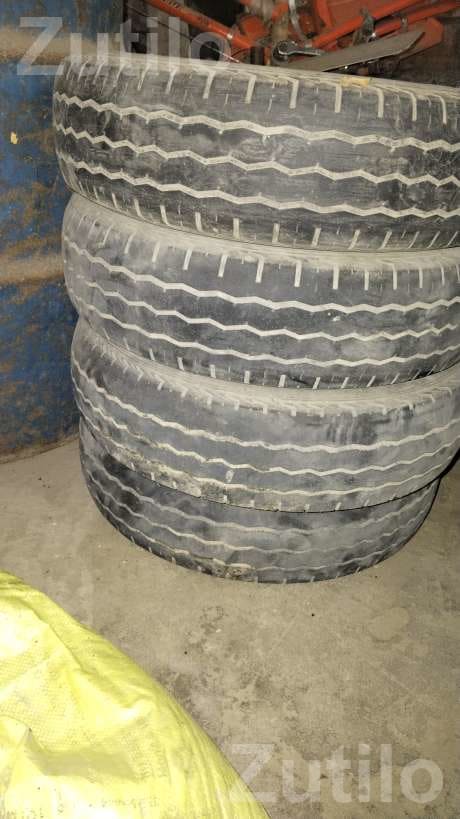 Maruti Eeco Original Used Tyres Set of 4 Maruti Eeco Original Used Tyres Set of 4
