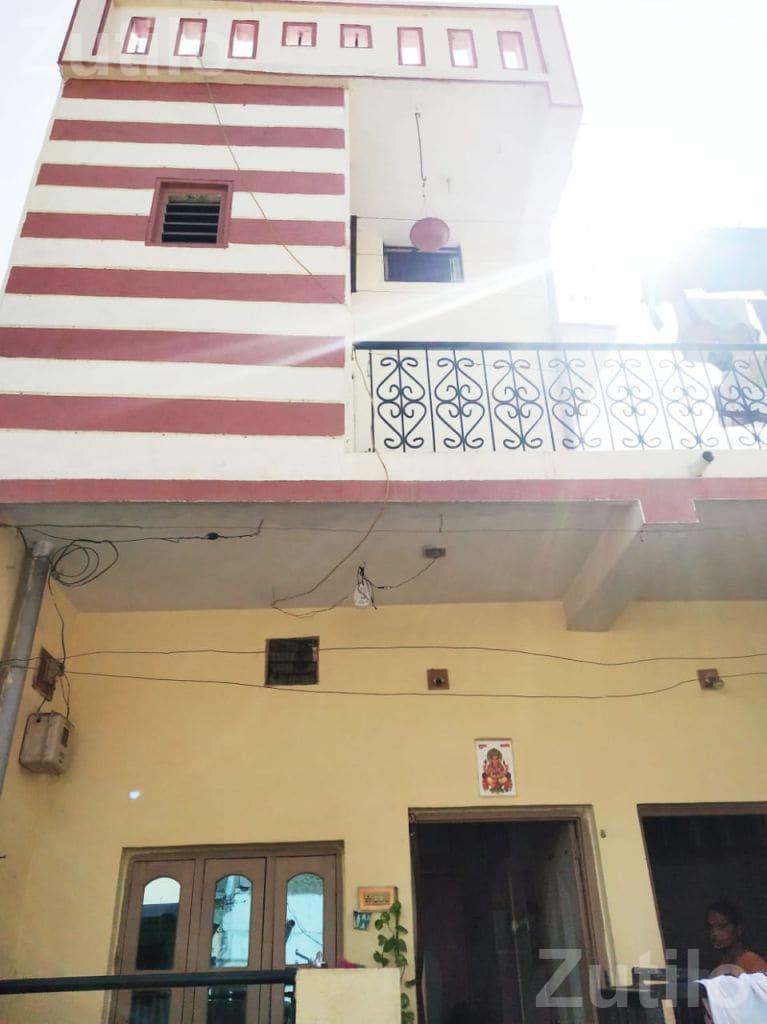 2 BHK House for Sale with Furniture - ઘર વેચાણ માટે - મહેસાણા શહેર - Image 2
