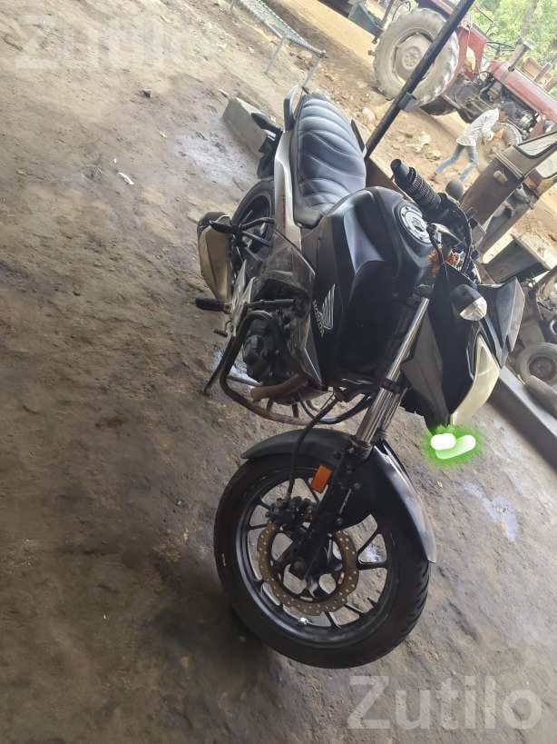 Honda Hornet 160R 2016 First Owner Bike - બાઇક્સ - પાટણ શહેર - Image 3