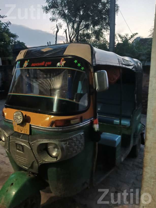 2014 CNG Auto Rickshaw for Sale - ઓટો રિક્ષા - સામી - Image 4