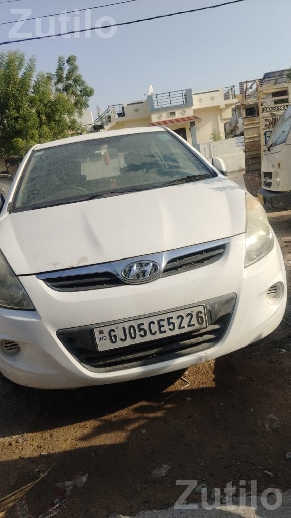 Hyundai i20 Sportz 2010 Petrol Car