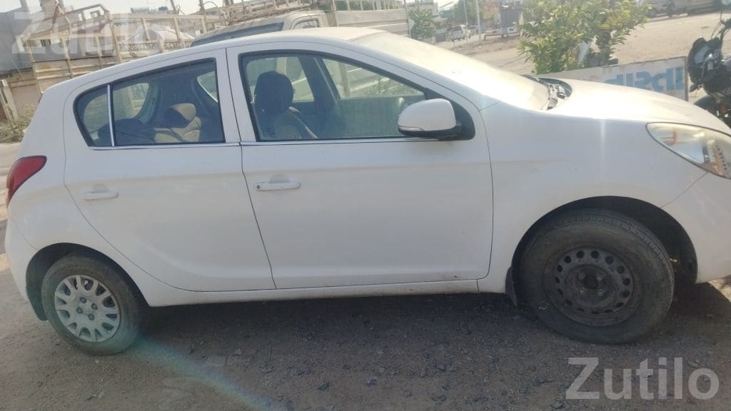 Hyundai i20 Sportz 2010 Petrol Car - Cars - Idar - Image 3
