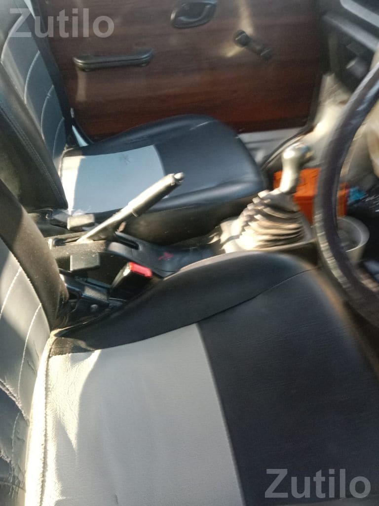 Maruti Suzuki Eeco 2018 Petrol CNG - Cars - Idar - Image 2