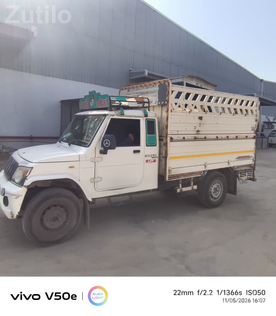 2022 Mahindra Bolero Pickup with Insurance - ટ્રક અને લોરી - નડિયાદ - Image 4