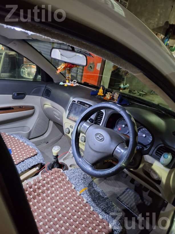 2011 Hyundai Verna Diesel Manual Car - કાર - કરજન - Image 5