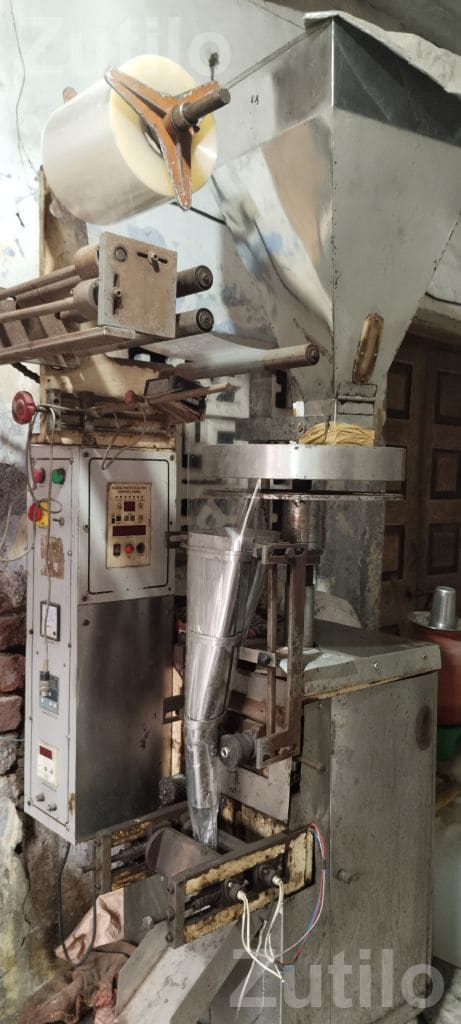 Automatic Pouch Packing Machine 100 Gram - પેકેજિંગ અને પ્રિન્ટિંગ મશીનો - નવસારી - Image 5