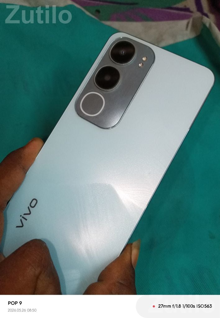 Vivo Y-Series Smartphone Used for 1 Year - Mobile Phones - Subir - Image 3