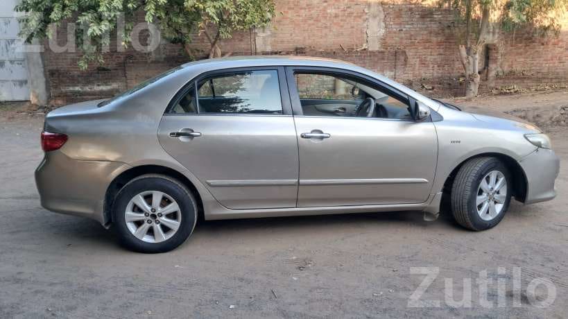 Toyota Corolla Altis 2009 Petrol CNG Sedan - કાર - જસદણ - Image 5