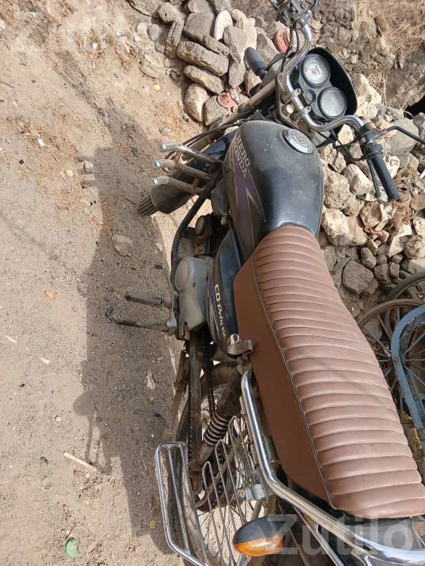 Honda CD Deluxe 2000 Model, Second Owner - Bikes - Gondal - Image 2