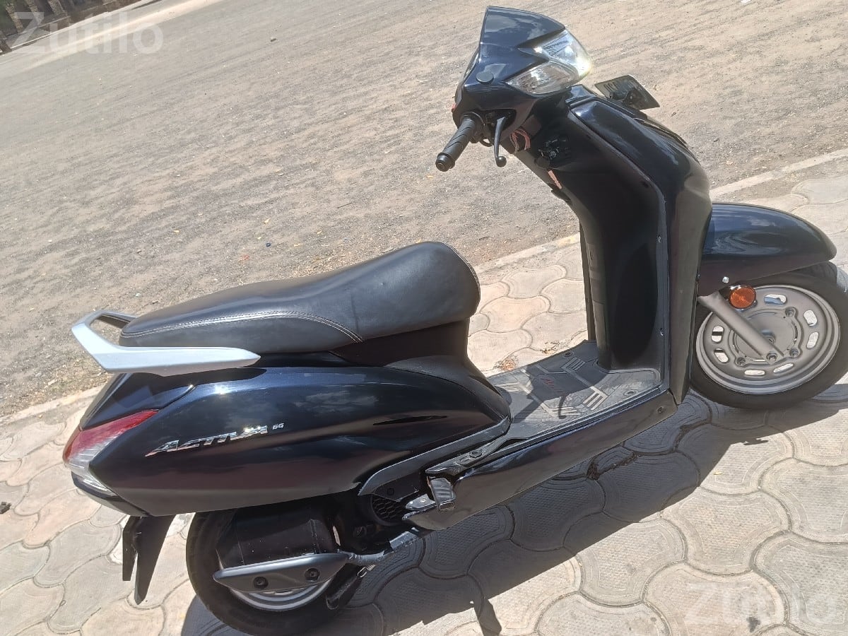 Honda Activa 6G Black and Blue Scooter - Bikes - Gondal - Image 2