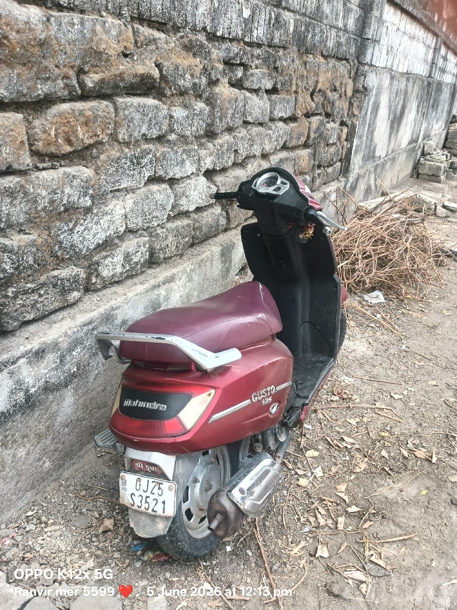 Gusto 125 Scooter 2018 Model - બાઇક્સ - જુનાગઢ - Image 2