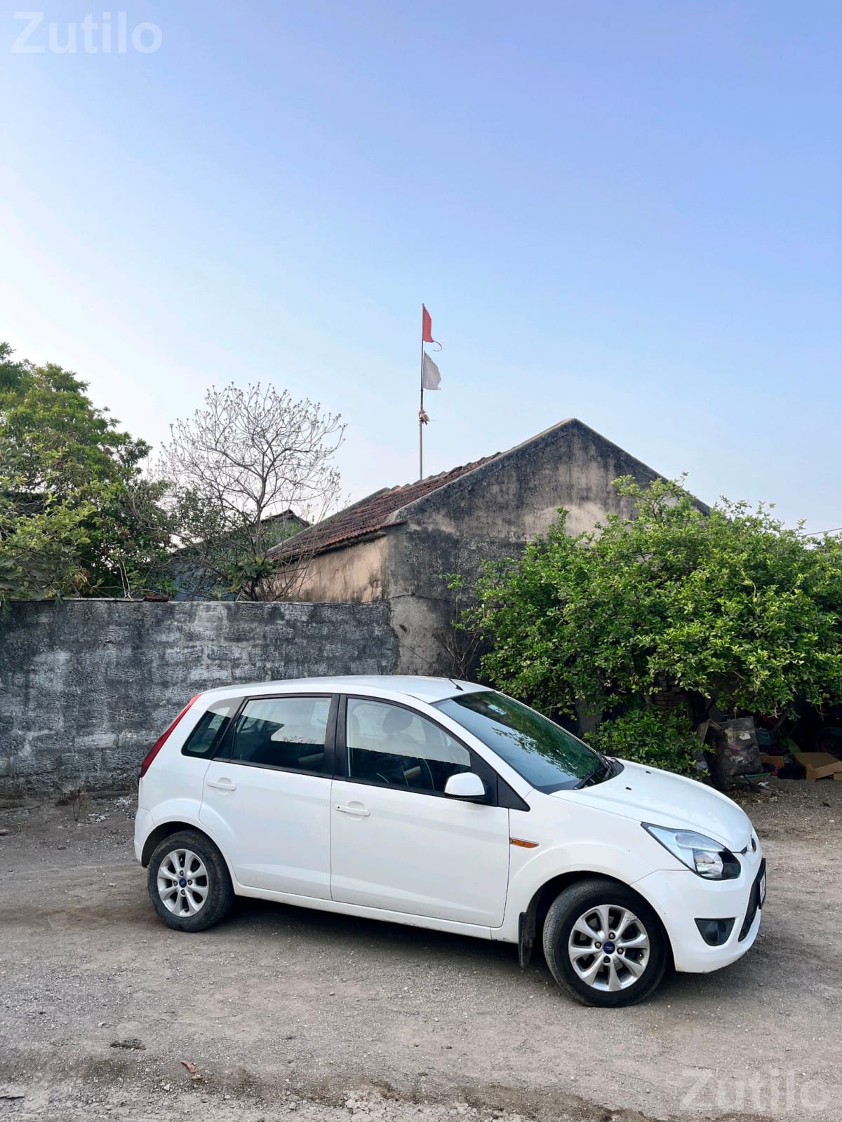 Ford Figo Titanium Diesel White Car Ford Figo Titanium Diesel White Car