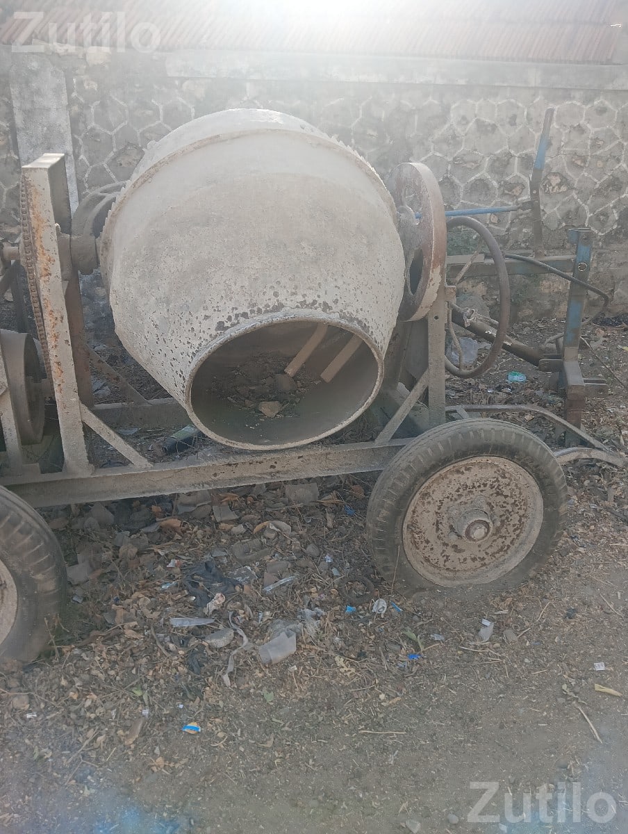 Wheel Mounted Concrete Mixer Machine - Machinery - Kalavad - Image 2
