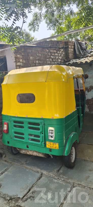 2016 CNG Auto Rickshaw 2 Stroke