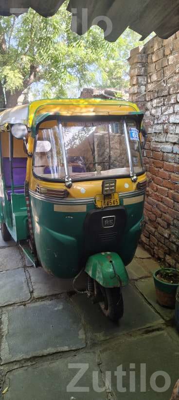2016 CNG Auto Rickshaw 2 Stroke - Auto Rickshaws - Daskroi - Image 4