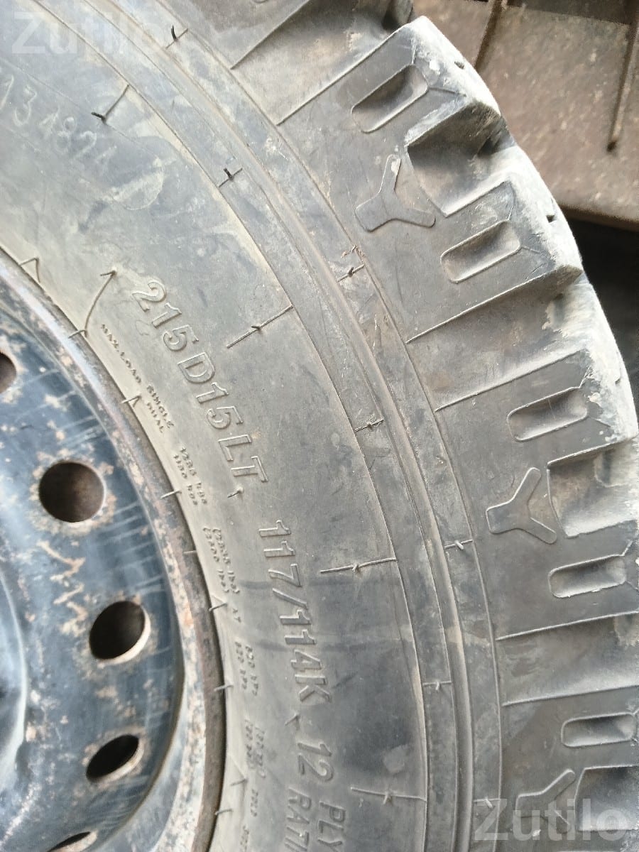 Two Bolero Maxi Truck 215 D15LT Tyres Two Bolero Maxi Truck 215 D15LT Tyres