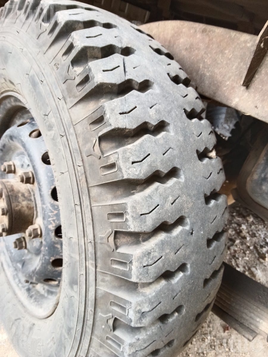 Two Bolero Maxi Truck 215 D15LT Tyres - Auto Parts - Porbandar City - Image 2