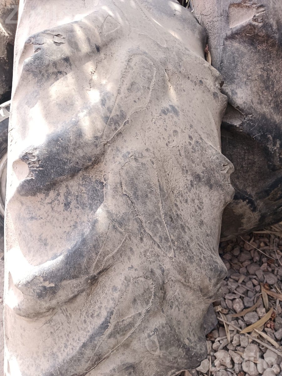 13.6-28 Used Tractor Tyre - Auto Parts - Porbandar City - Image 2