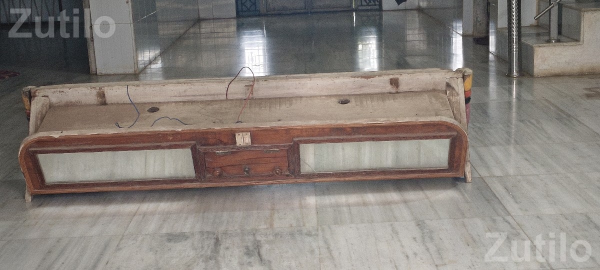 Traditional Wooden Cot with Painted Design - Beds & Mattresses - Mangrol - Image 2
