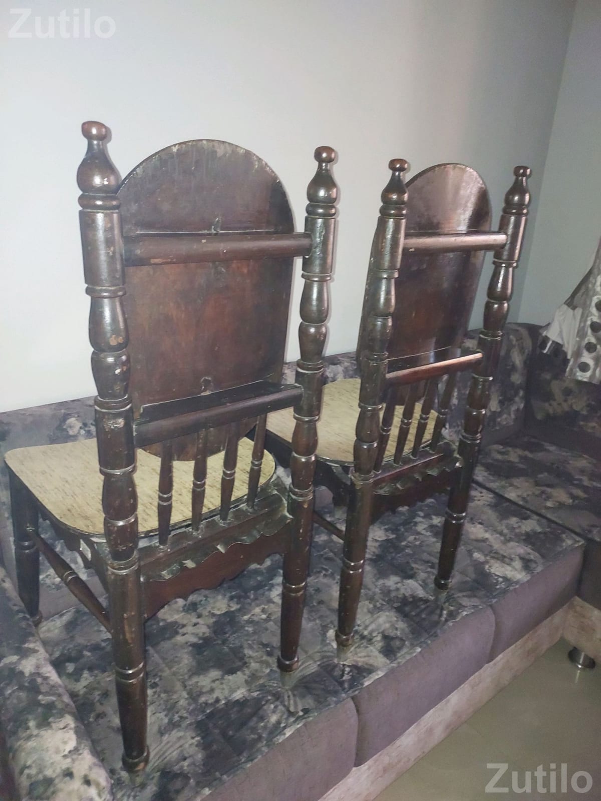 Set of 6 Pure Saag Wood Dining Chairs - ડાઇનિંગ ટેબલ - જામજોધપુર - Image 2