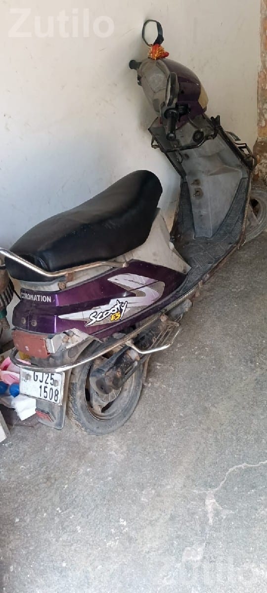 TVS Scooty Purple Two Wheeler - બાઇક્સ - કલ્યાણપુર - Image 2