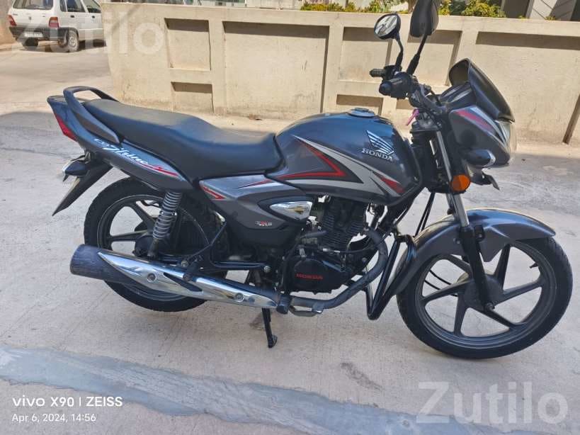 2017 Honda CB Shine Second Owner Bike - Bikes - Vanthali - Image 5